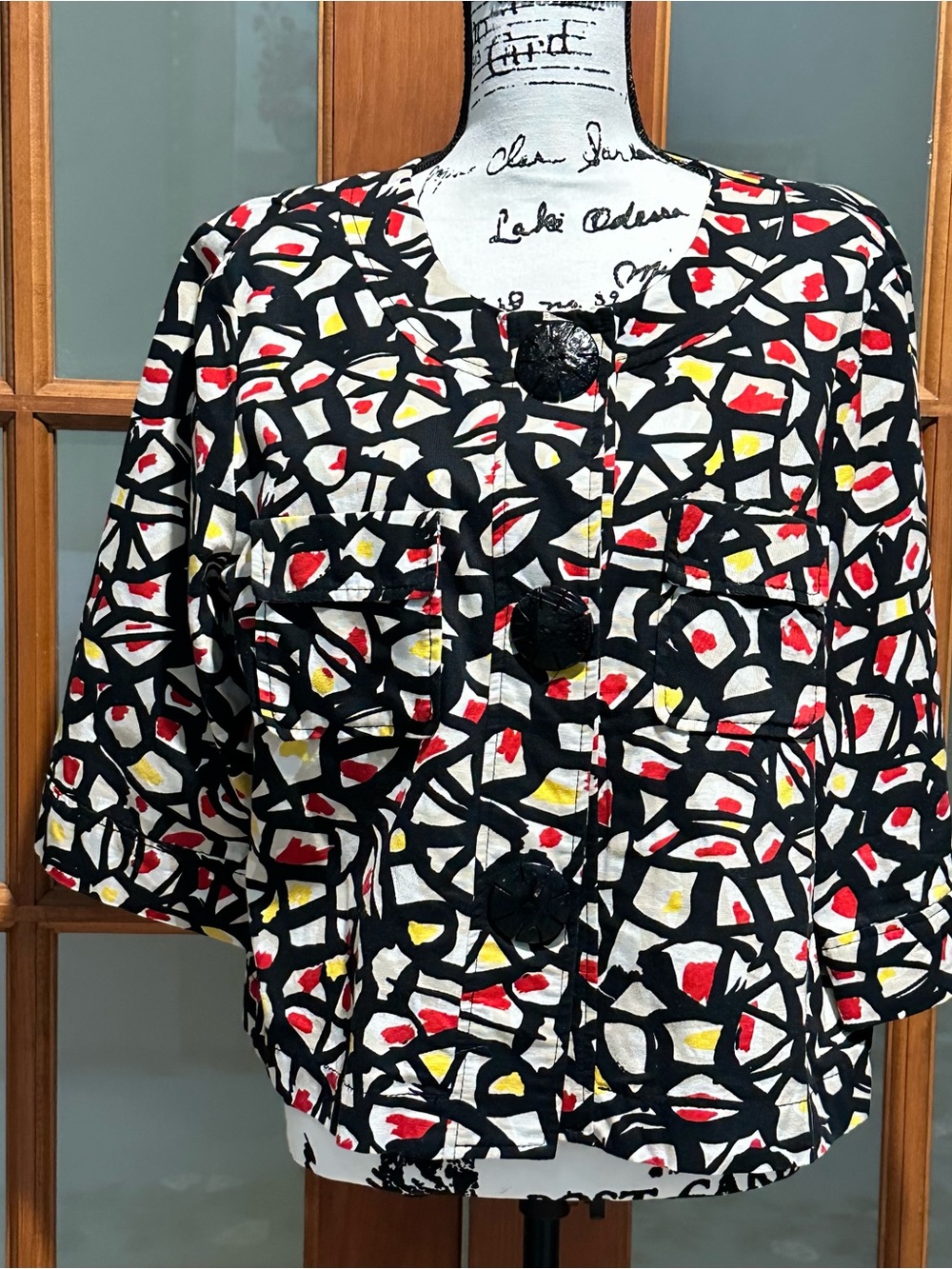 Ruby Rd. Abstract Print Cropped Blazer W/ 3/4 sleeves (size 16)